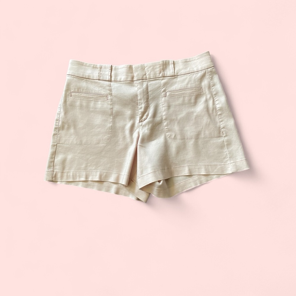 #161, Level 99 pale pink women’s shorts, size 29